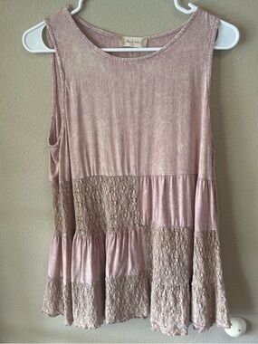 Sleeveless Pink Lace Ruffled Women's Top